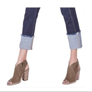 Vince Camuto Koral peep toe bootie 7 taupe